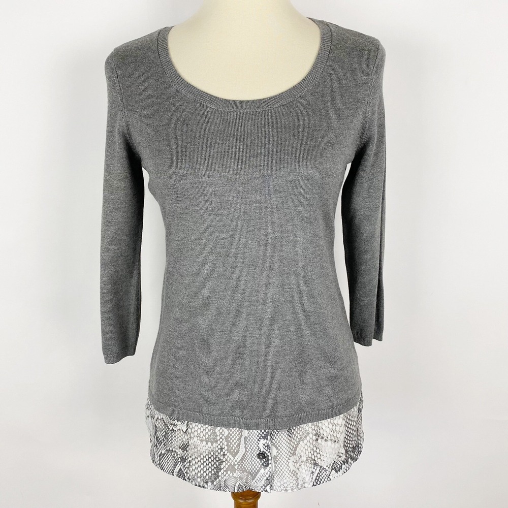 White House‎ Black Market Snakeskin Faux Shirttail Sweater Womens XS Gray